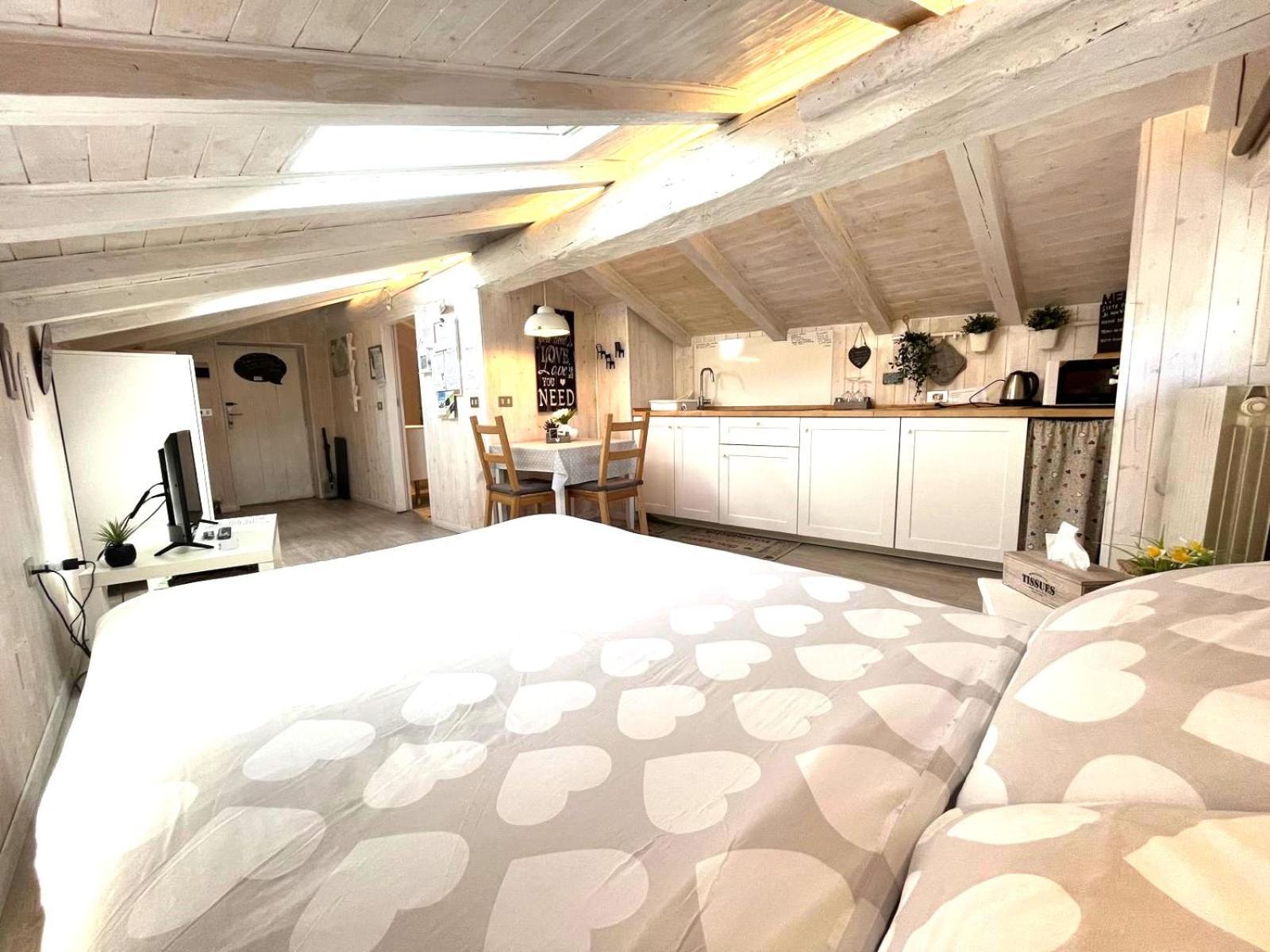 Il Piccolo Loft Nel Cuore Antico Di Aosta - You & Me Case Vacanza Exterior photo